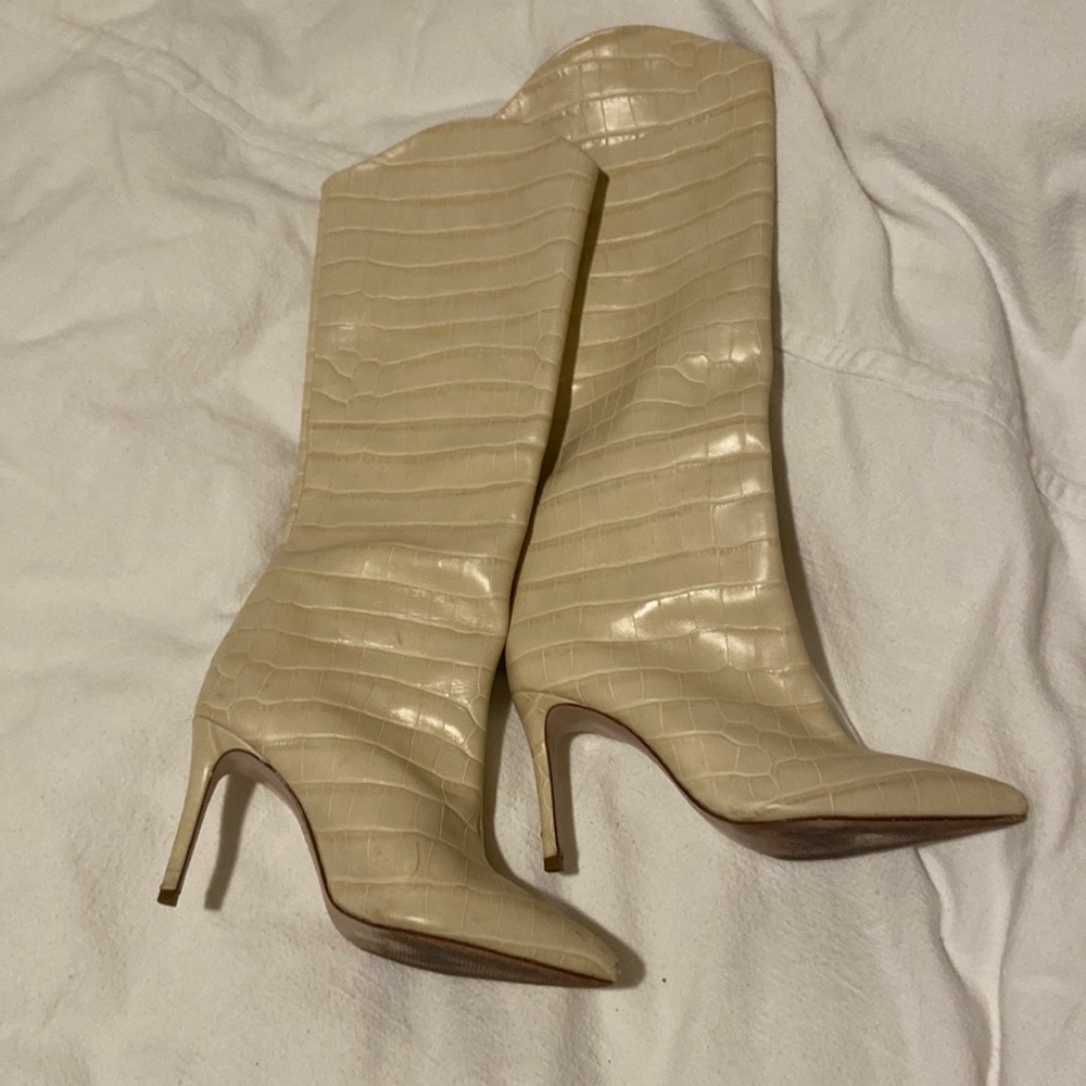 SCHUTZ Cream Croc-Embossed Heeled Boots